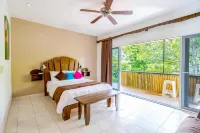 Downtown Suites Hotels in Бокете