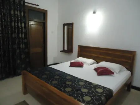 Flower Seven Hotel Отели в г. Миайнтейл