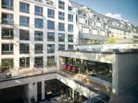 Schwabinger Wahrheit by Geisel Hotel in zona Discrepancy
