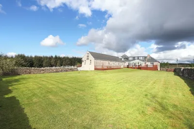 Greenknowes Entire Private Estate