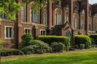 London Chigwell Prince Regent Hotel, BW Signature Collection فنادق في Woodford