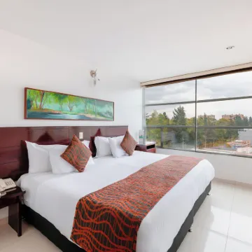 Hotel Parque 63 Hotels near Virgilio Barco Library