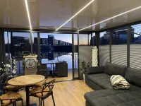 Hausboot Lore Hotels in Duisburg