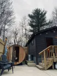 Tiny Timber, Tiny Cabin with a Scandinavian Flair! Sauna & Plunge Tub!