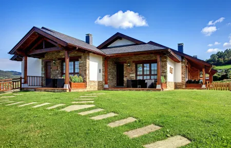 Apartamentos Rurales "La Torre" y "El Pielago"