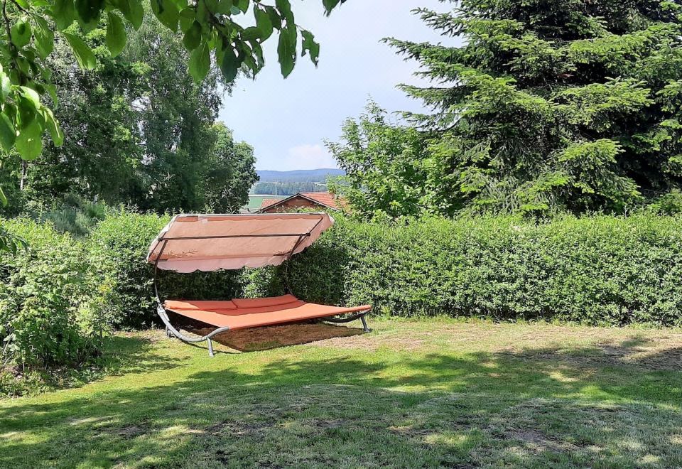 Holiday Home in Kleinwinklarn Near Oberpfälzer - Housity