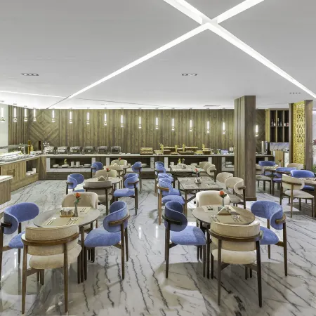 Seven Gardens Hotel Отели рядом с Аэропорт Кинг Халид