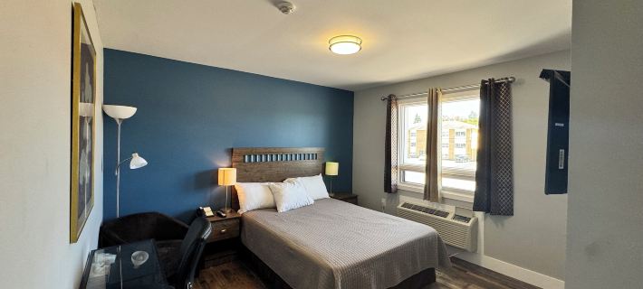 Alpha Inn Hotels in Algoma District