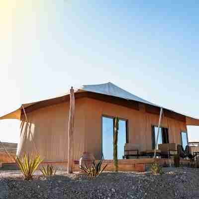 Inara Camp Hotel Exterior