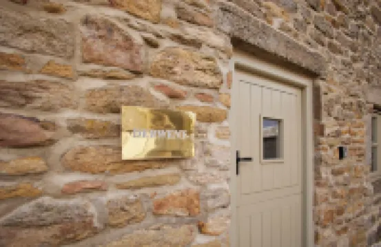 แฮสต์ สเตย์ เดอร์เวนท์