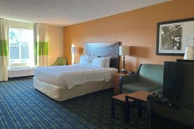 Country Inn & Suites by Radisson, Fayetteville I-95, NC