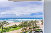 Olympus Beachfront Apartments Hotels in Surfers Paradise