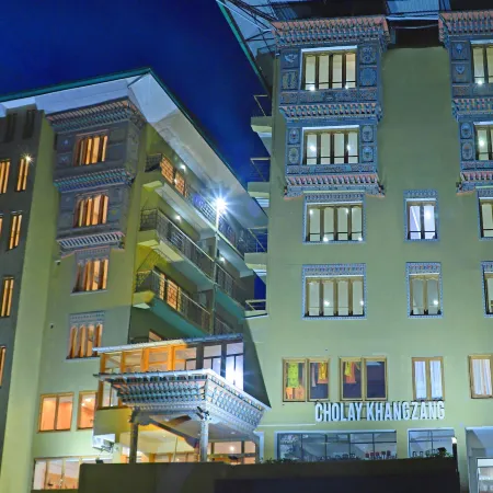 Hotel Cholay Khangzang