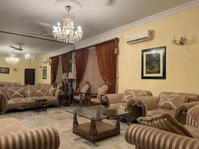 Hotel 12 O'Clock Hotels in D.H.A.