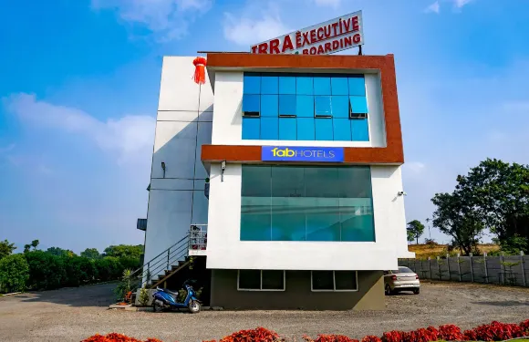 Fab酒店 Irra Executive