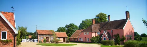 Colston Hall Farmhouse B&B Hotels in Saxmundham