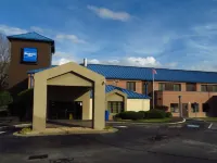 Rodeway Inn at Six Flags Hotels near Six Flags Over Georgia