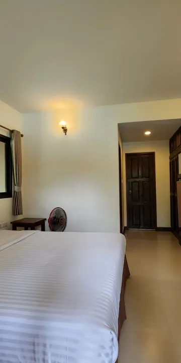 ห้องนอน 1 ห้องวิวสระว่ายน้ำเตียงคู่