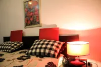 Lahore Guest House Hotels in Lahore District