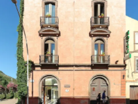 Palazzo Pischedda Hotels in Bosa