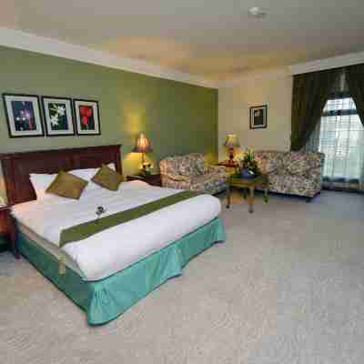 The Convention Center & Royal Suites Hotel Rooms