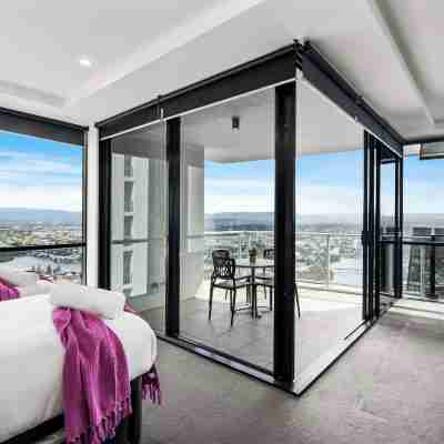 Circle on Cavill - Self Contained & Privately Managed Apartments - Wow Stay Rooms