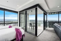 Circle on Cavill - Self Contained & Privately Managed Apartments - Wow Stay