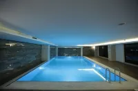 Heybeli Garden - Pools