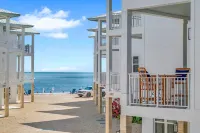 Oceanfront Islamorada Townhome- Private Dock, Pool & Pet-Friendly