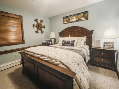 Stratton's Best Kept Secret Ski On/Off Unit E