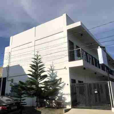STO Niño Residences Lucena City Hotel Exterior