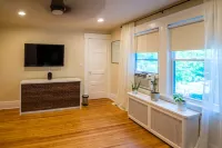 Immaculate, Newly Renovated 1 Bedroom Apt Near NYC