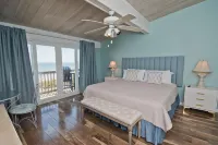 Stunning Oceanfront Retreat - Waterfront, Deck, Pool, Wifi
