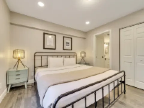 Ski-Out Access and Clubhouse Amenities - Cozy Mountain Retreat