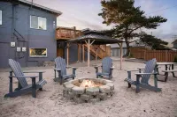 Beachfront Access and Kitchenette - Cozy Coastal Cottages Hotels in Wheeler