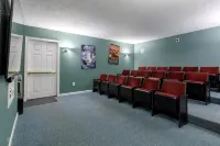 Stunning Ocean View and Whale Watching Retreat - Lavish Corner Condo