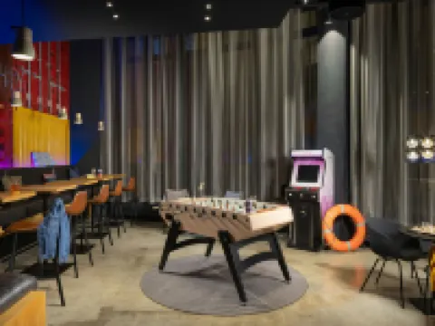 Moxy Southampton Hotels in Southampton