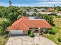 Heated Pool and Spa Oasis - Beautiful Family Retreat