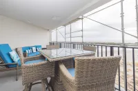 Luxurious Oceanfront Condo - Infinity Pool, Beach Access Hotels in Isle of Palms