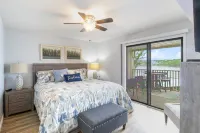 Breathtaking Lake Views and Pool Access - Stunning Waterfront Haven