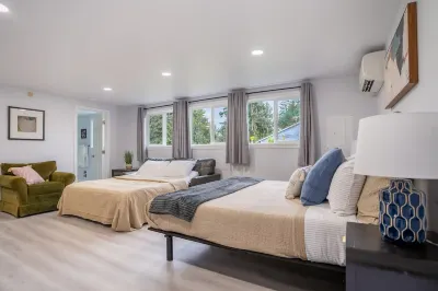 Versatile Studio with Spa-Inspired Amenities - Cozy Stylish Haven