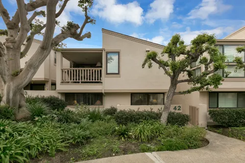Ocean View Deck and Spacious Living - Stunning Coastal Haven