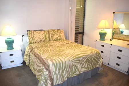 Budget Friendly Condo Overlooking the Pool Отели рядом с достопримечательностью «Kihei Aquatic Center»