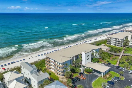 Just Listed! 2 Bedroom Gulf Front in High Pointe with Seasonal Beach Service
