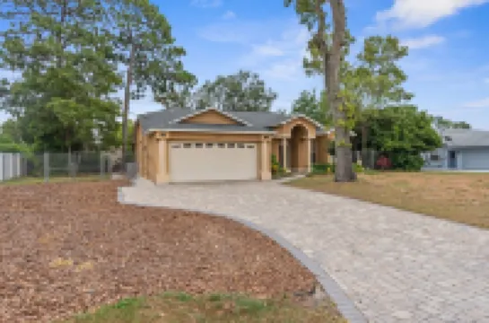 Spacious pet friendly home offers everything you need for a relaxing stay.