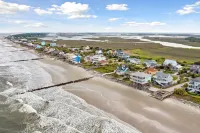Oceanfront Escape with Plunge Pool and Scenic Deck - Stunning Coastal Retreat