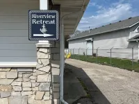 Algonac's Riverview Retreat Hotele w: St. Clair County