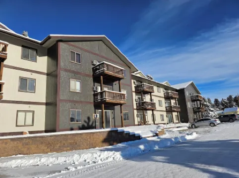 2BR/2BA Condo, near Terry peak & Trails, perfect base to explore the black hills