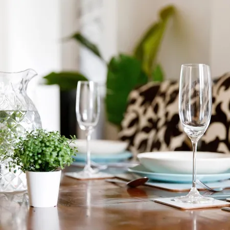 Lovely Seaside Villa & Gardens 40 Metres to Beach