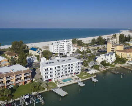 Provident Oceana Beachfront Suites Hotels in Treasure Island